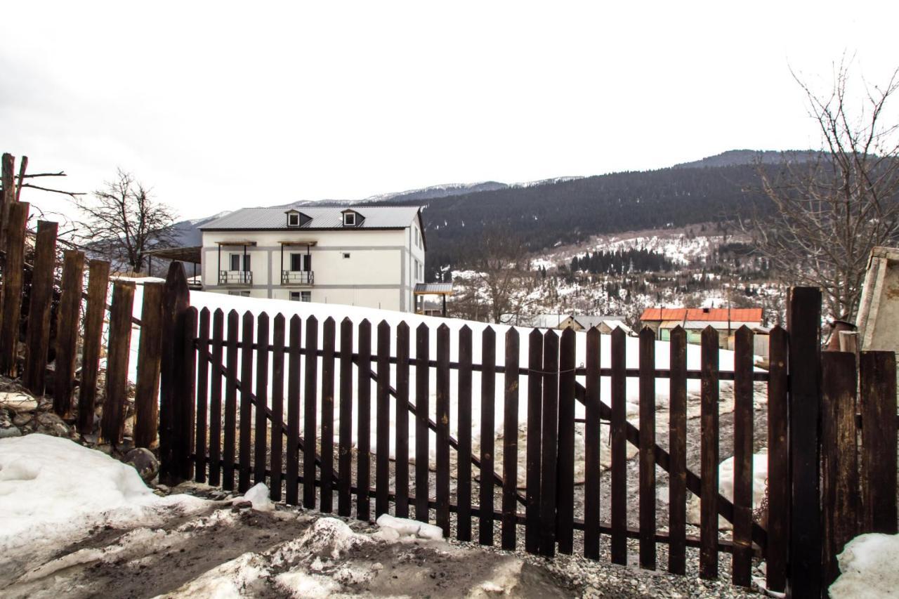 Katos Guesthouse Mestia Kültér fotó