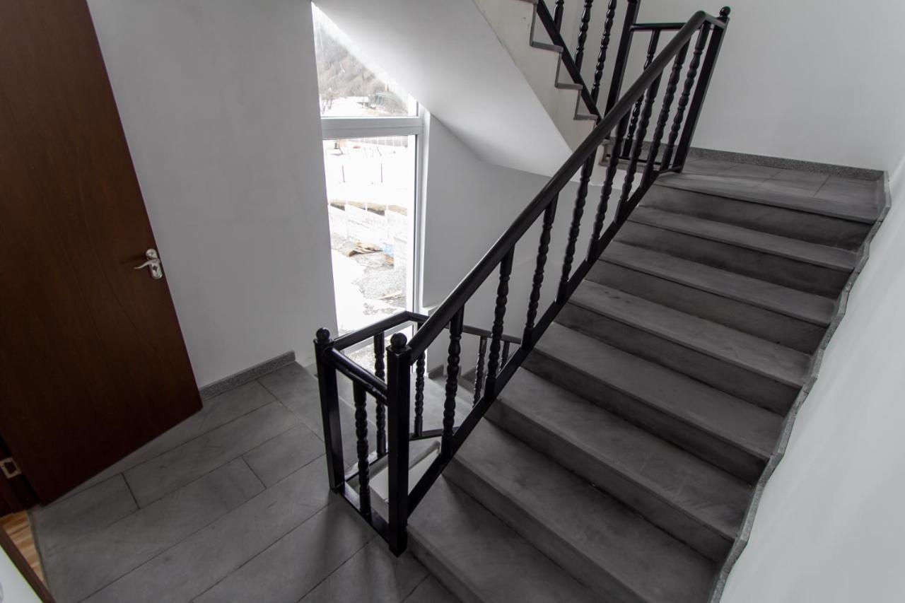 Katos Guesthouse Mestia Kültér fotó