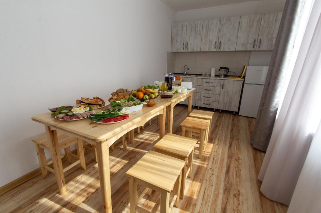Katos Guesthouse Mestia Kültér fotó