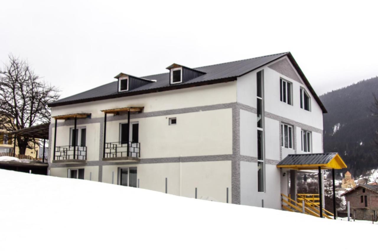 Katos Guesthouse Mestia Kültér fotó