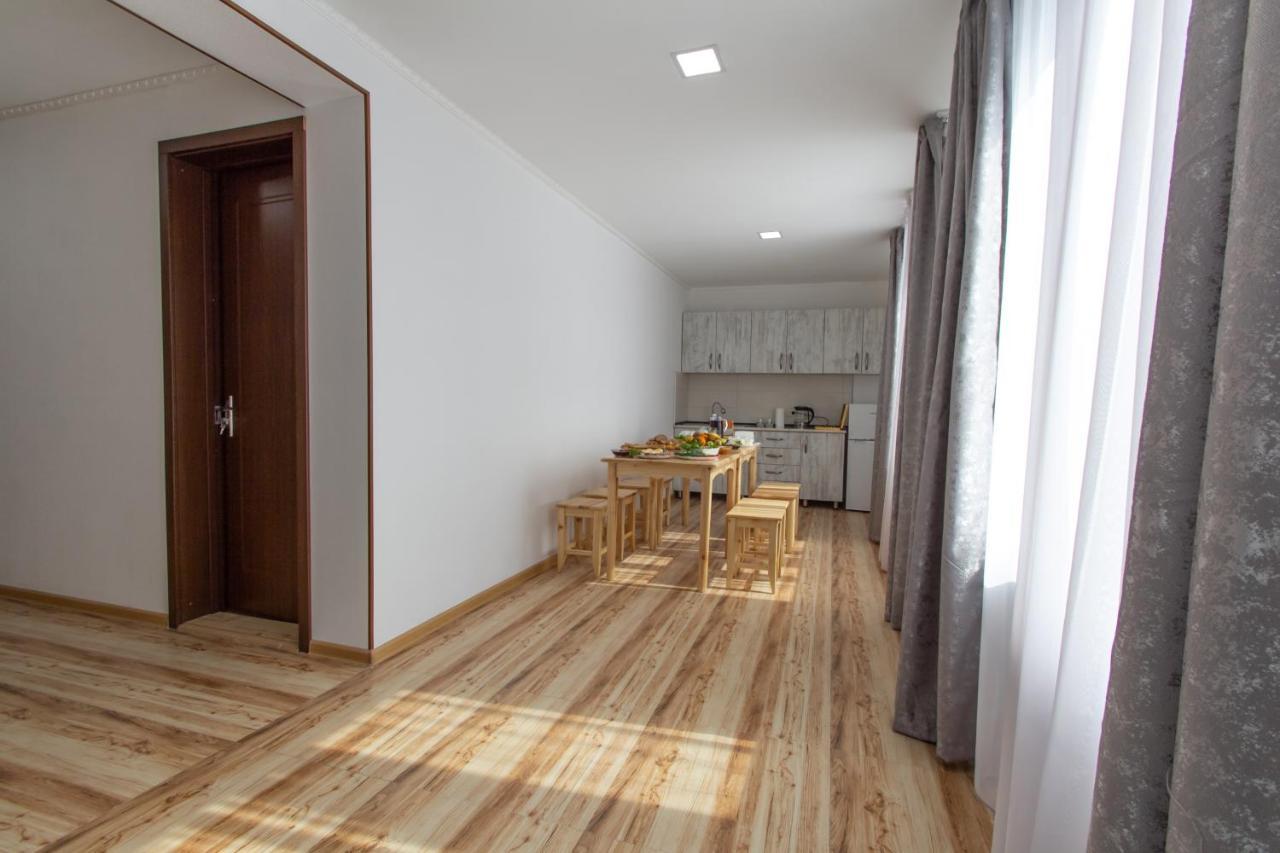 Katos Guesthouse Mestia Kültér fotó