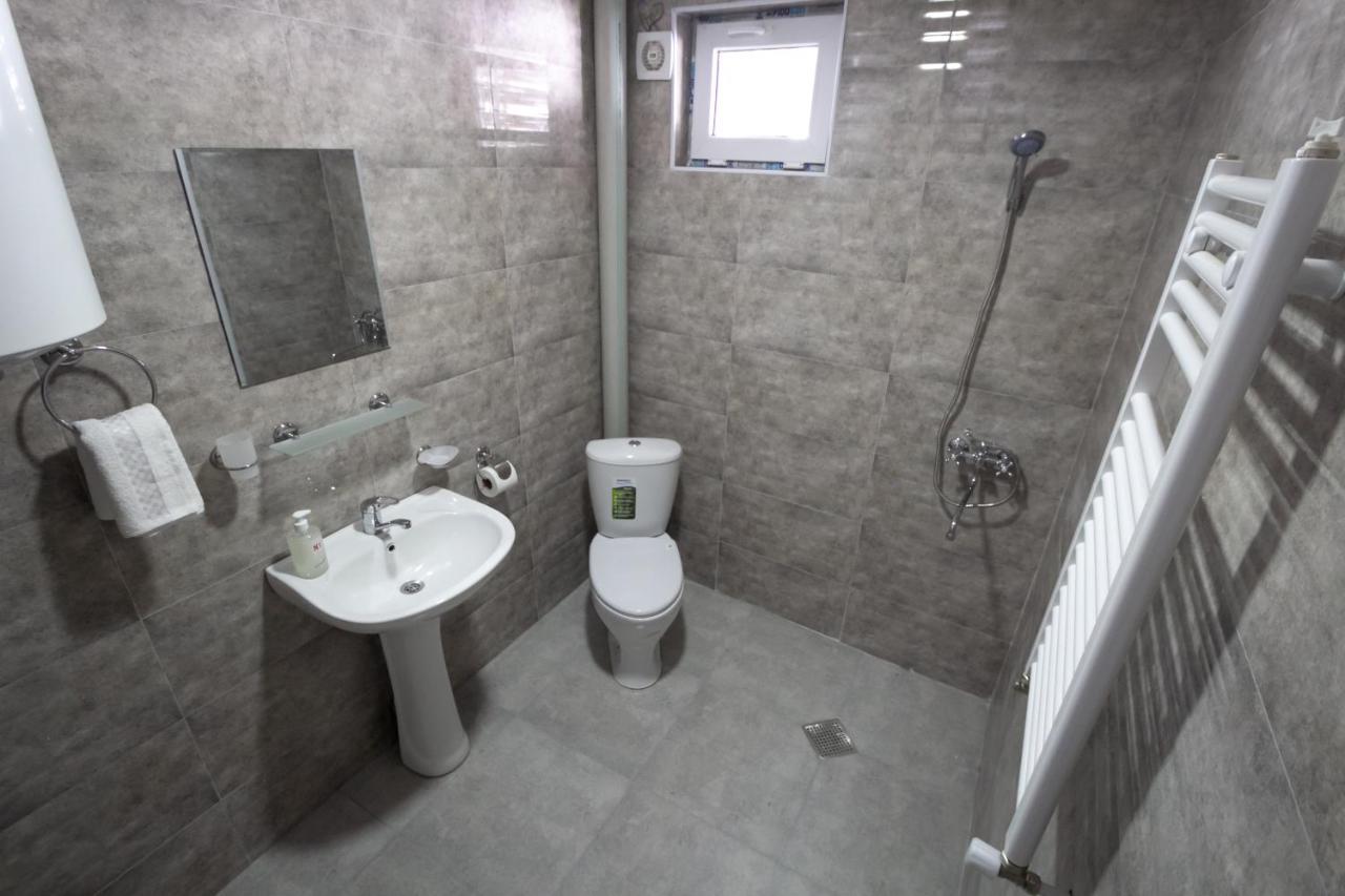 Katos Guesthouse Mestia Kültér fotó