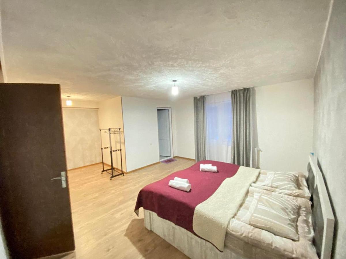 Katos Guesthouse Mestia Kültér fotó